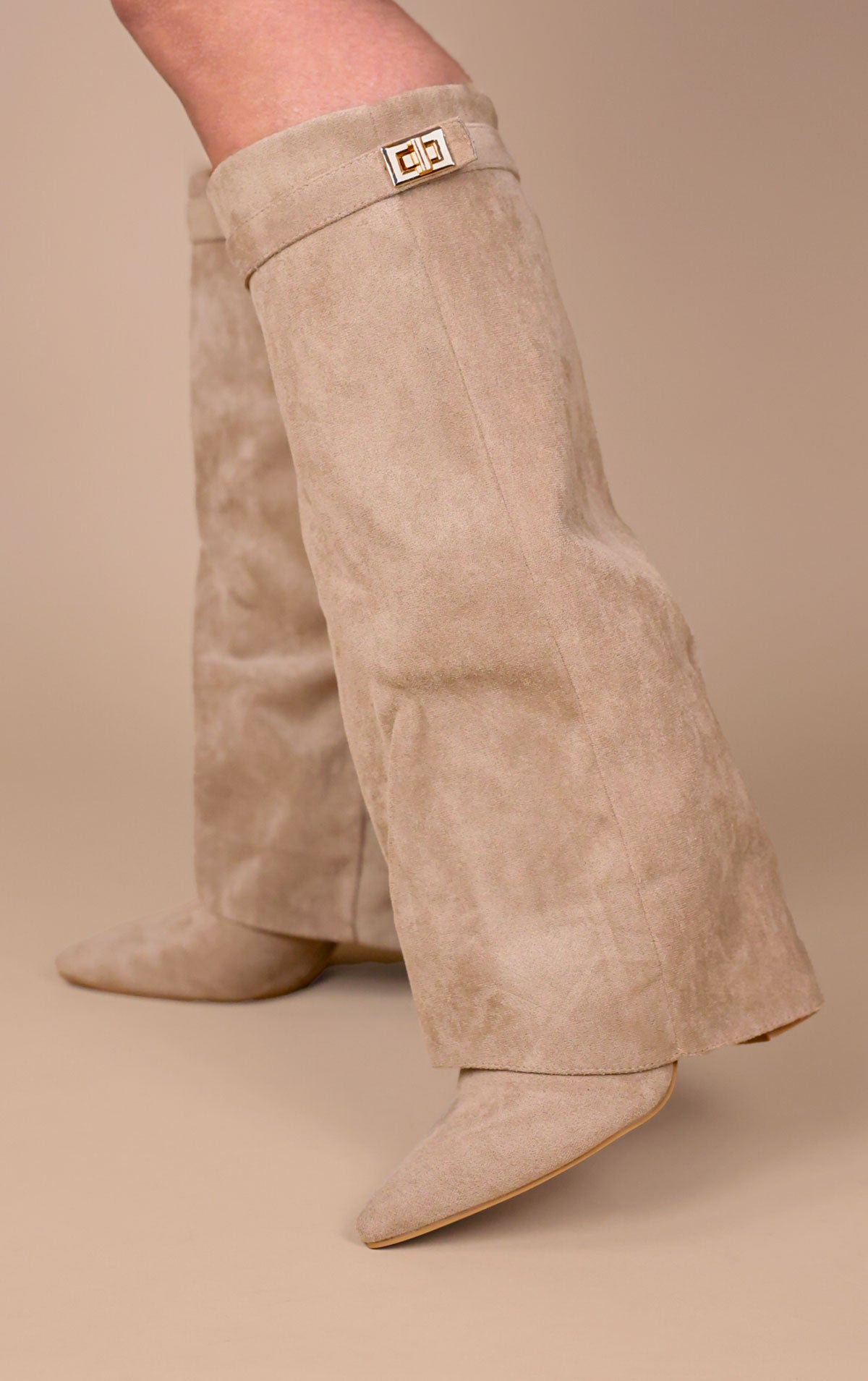 Elyara ⎸ Wildlederstiefel