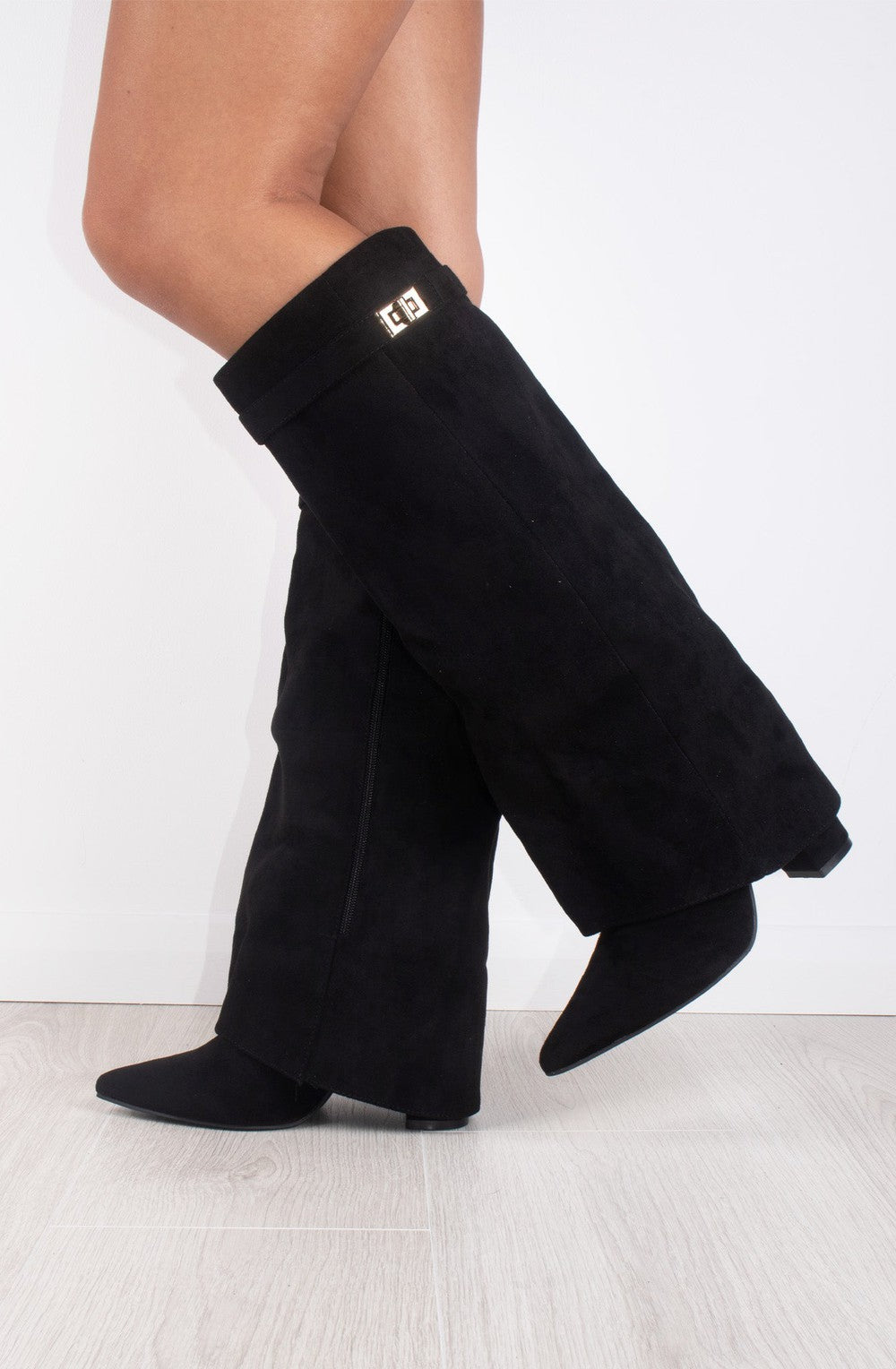 Elyara ⎸ Wildlederstiefel