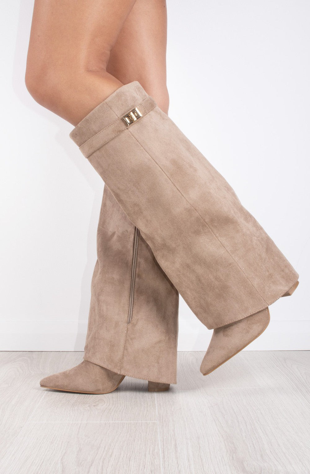 Elyara ⎸ Wildlederstiefel