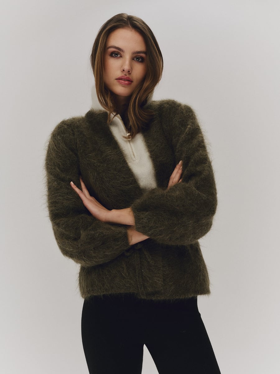 ELYARA - Chaqueta de suavidad color marfil