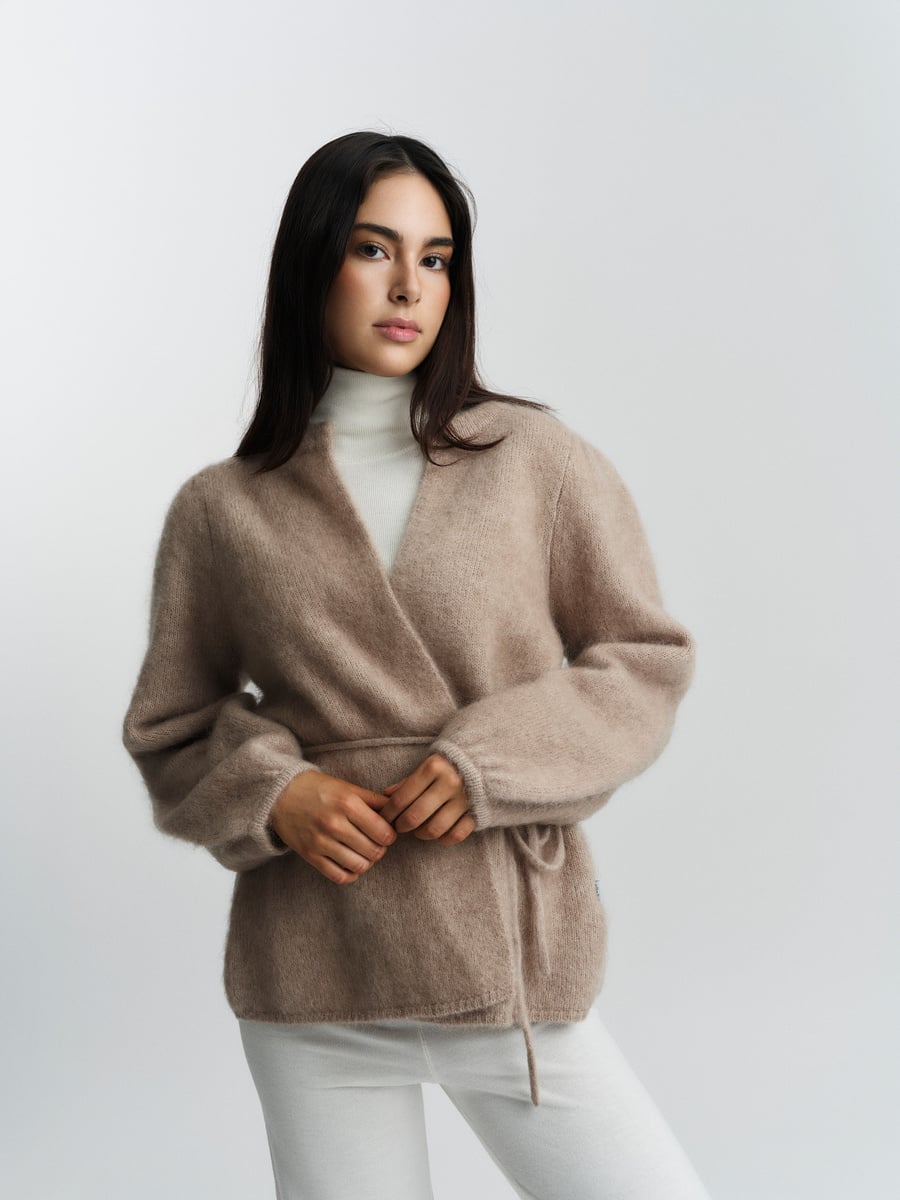 ELYARA - Chaqueta de suavidad color marfil