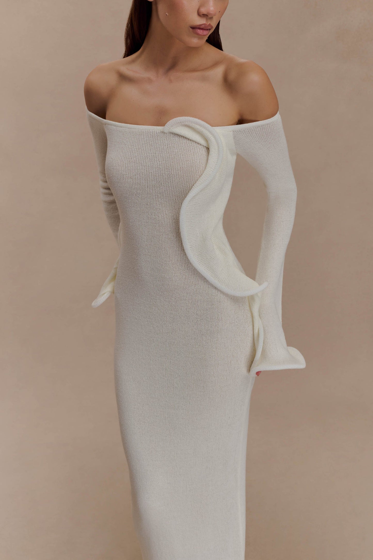 ELYARA - Long knit dress