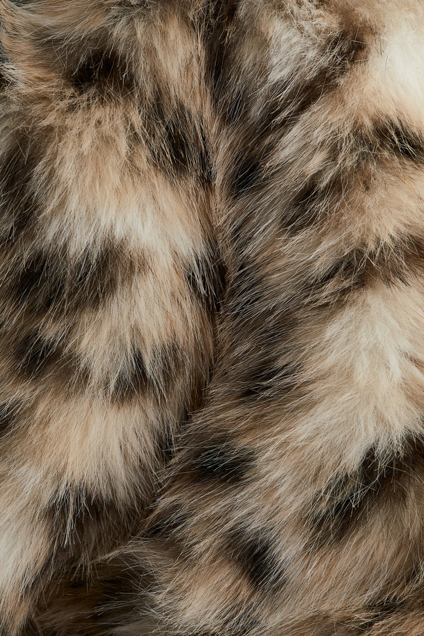 ELYARA - Abrigo de piel