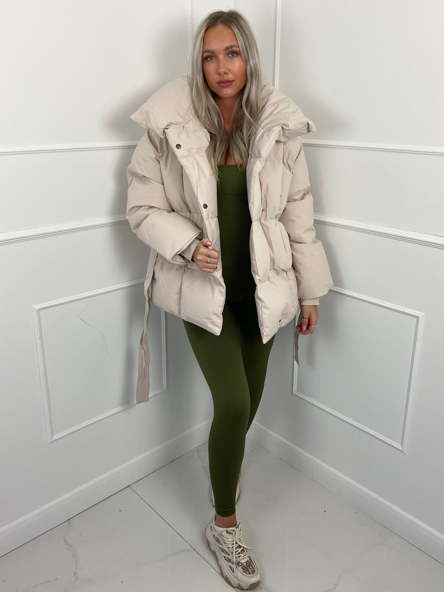 Elyara ⎹ Emma Puffer