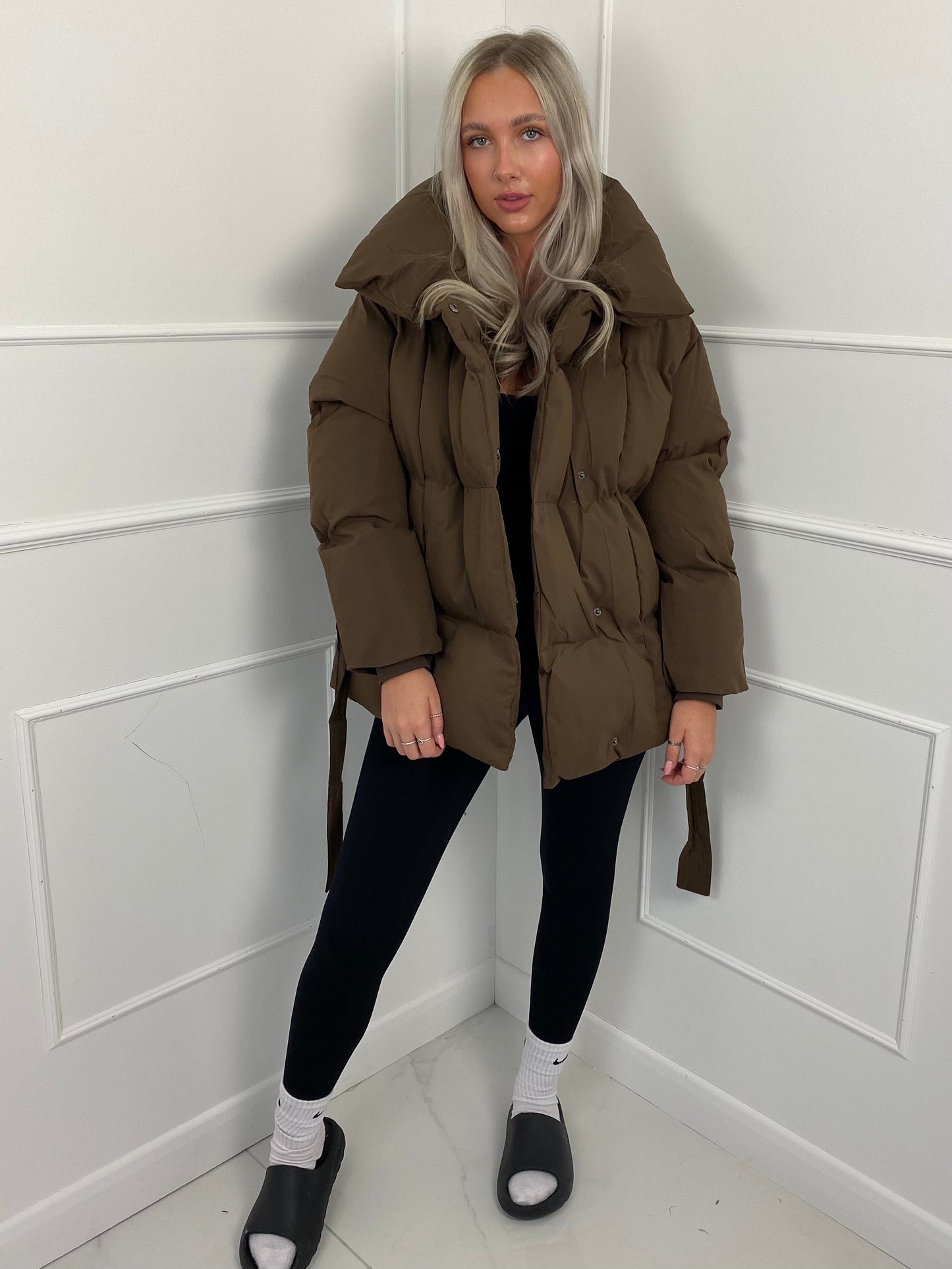 Elyara ⎹ Emma Puffer