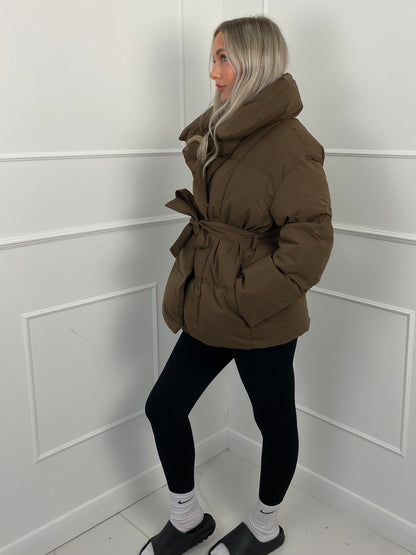 Elyara ⎹ Emma Puffer