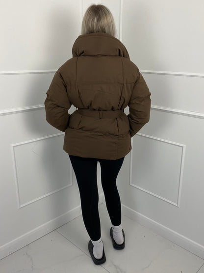 Elyara ⎹ Emma Puffer