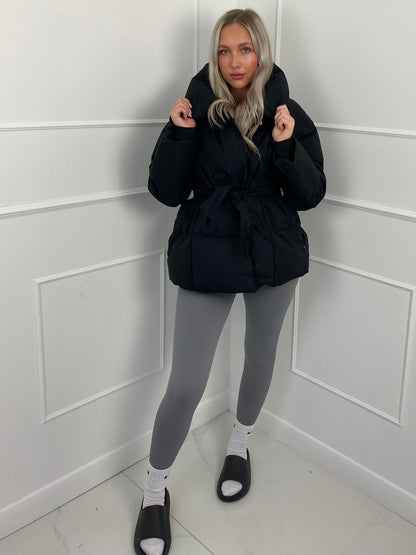 Elyara ⎹ Emma Puffer
