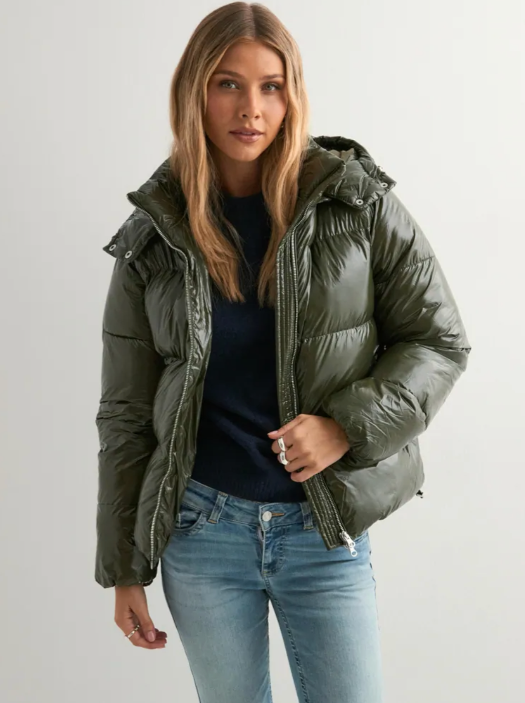 Elyara ⎹ Lumina Puffer