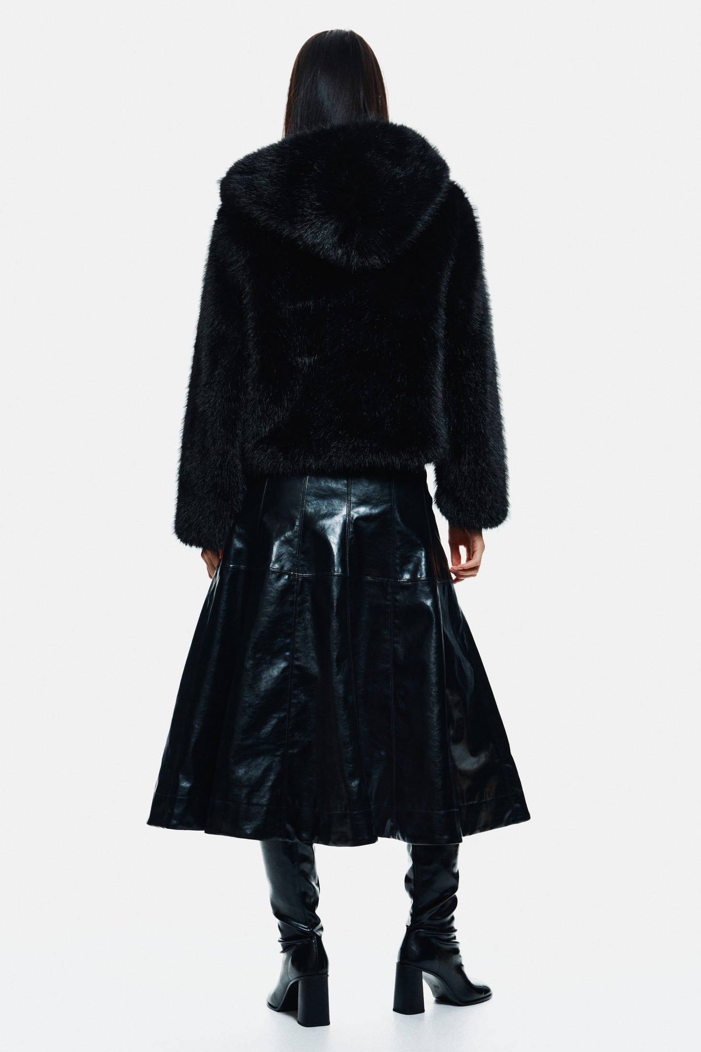 ELYARA - Abrigo de piel